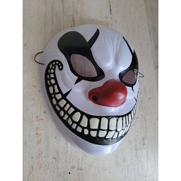 Plastic clown mask scary smile mask costume Halloween accessory - Picture 2 of 8